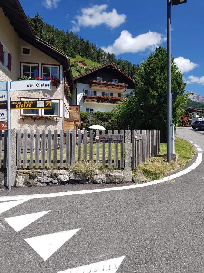 Ferienwohnung La Terrazza Gardenese Santa Cristina Val Gardena Exterior foto